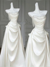 Elegant ivory strapless satin long wedding dress S6404