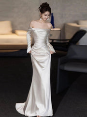 Off shoulder wedding dress long sleeve satin bride dress simple wedding gown S5452