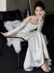 Off shoulder wedding dress long sleeve satin bride dress simple wedding gown S5452