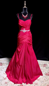 Red halter-neck fitted bodycon long ball gown R8681