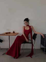 Red halter-neck fitted long sexy ball gown R8865