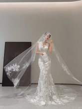 White sleeveless classic lace waist slim fishtail sexy long dress bridal gown R6062