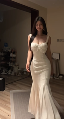 White halter-neck fitted bodycon fishtail ball gown R8093