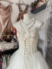 White halter-neck fitted tiered maxi dress, ball gown R6305