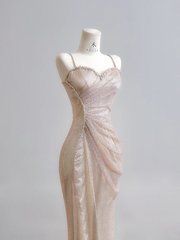 Light champagne-colored halter-neck fitted waist bodycon long ball gown R8185
