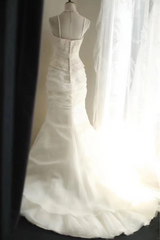 White halter-neck embroidered sexy top with an elegant fishtail skirt for a long ball gown R6750
