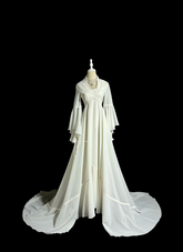 White, elegant, classic, fitted long ball gown R6631