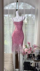 Rose pink sequined halter top, fitted waist, bodycon short ball gown R7634