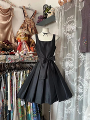 Black Spaghetti Strap Waist-Cinched Slim-Fit Full Skirt Short-Length Ball Gown R7437