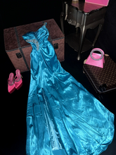 Lake blue one-shoulder fitted waist slim-fit pleated long ball gown R7042