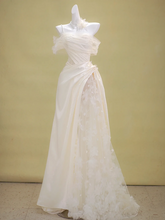 White one-shoulder strap waist slim satin pleated maxi bridal gown R5808