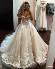 Tulle Appliques Ball Gown Beautiful Off The Shoulder Wedding Dress S3696