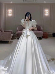 V-neck Puff Sleeves Newest Wedding Dresses, Luxury A-line Bridal Gowns S3556