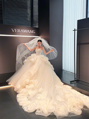 White tube top slim waist puffy skirt trailing tulle bridal dress R6033