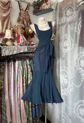Navy blue tank top, camisole, fitted waist, fishtail skirt, long ball gown R7564
