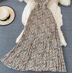 2025 new French floral dress sweet fairy suspender long skirt holiday knee-length pleated dress R0376