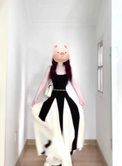 2025 new French black and white contrast suspender dress seaside holiday temperament waist A-line long skirt R0423