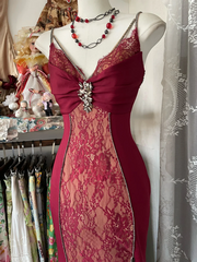 Red halter-neck, fitted fishtail gown, long ball gown R6374