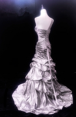 Silver-gray one-shoulder fitted waist long ball gown R8682