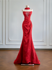 Red strapless, fitted waist, slimming, and sexy long ball gown R8169