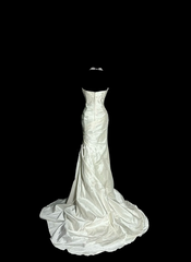 White strapless, fitted waist, pleated hip-hugging sexy long ball gown R6658