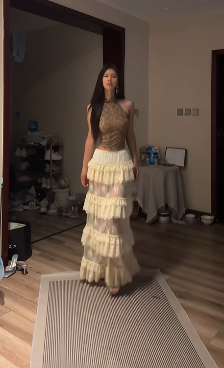 Brown top, sexy tiered skirt, long ball gown R8087