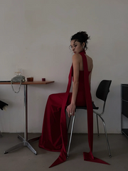 Red halter-neck fitted long sexy ball gown R8865