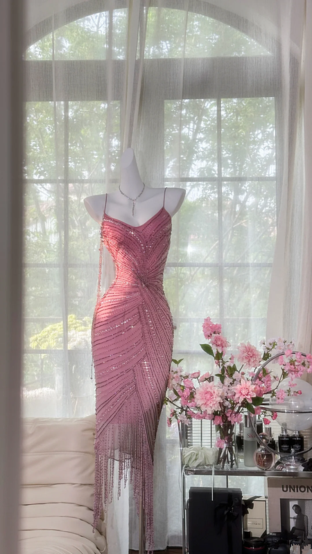 Light pink gradient halter top, fitted waist, elegant tassel skirt, ball gown R7658