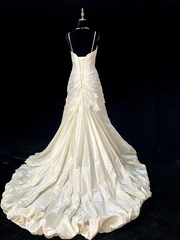 White halter-neck fitted bodycon long ball gown R8694