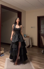 Sexy long black halter-neck, fitted waist, and asymmetrical tiered skirt for a ball gown R7776