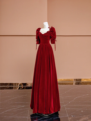 Red square neckline fitted long ball gown R8415