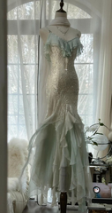 White fairy-like halter-neck fitted waist slim-fitting light green bodycon long ball gown R6550