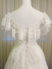 Vintage Off Shoulder Lace Wedding Dress Modest Princess Bridal Gown      S7094