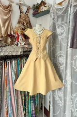 Pale yellow sleeveless fitted waist A-line short prom dress R7478