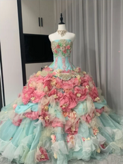 Fresh and elegant strapless, fitted waist, princess-style long ball gown with a full skirt R6481