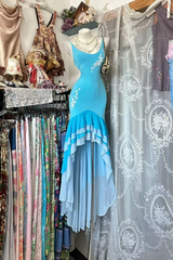 Light blue halter-neck fitted ball gown with an asymmetrical hem R8643
