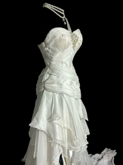 White one-shoulder halter-neck fitted waist slim-fitting ball gown with an asymmetrical hem R6651